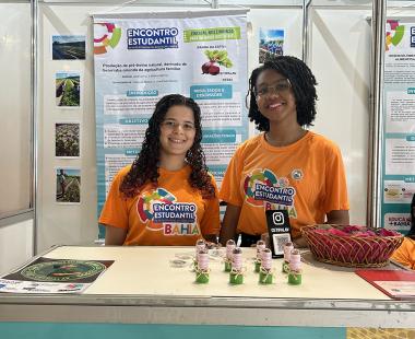 Jovens Cientistas Criam Pré-Treino Natural com Beterraba – Uma Inovação Promissora Jovens Cientistas Criam Pré-Treino Natural com Beterraba - Uma Inovação Promissora