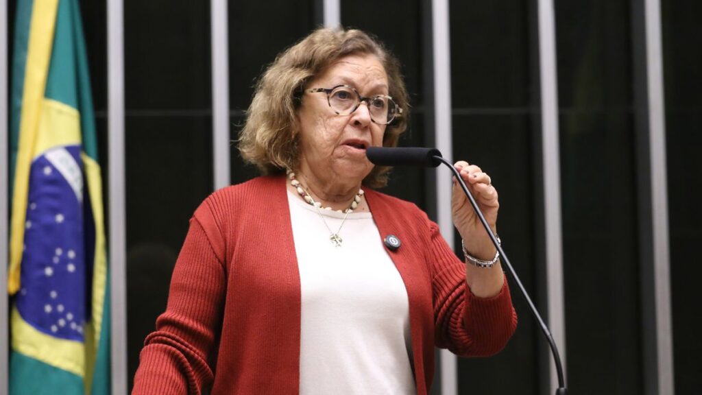 Lídice da Mata Rechaça Rumores de Aliança entre PSB e ACM Neto