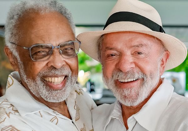 Lula Convida Líderes Políticos para Almoço em Casa de Gilberto Gil em Salvador