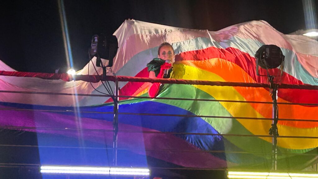 Participação da Comunidade LGBTQIA+ Gera R$ 810 Milhões na Economia Baiana durante o Carnaval