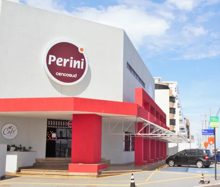 Perini Fecha Unidade Tradicional em Salvador: Impactos e Desafios