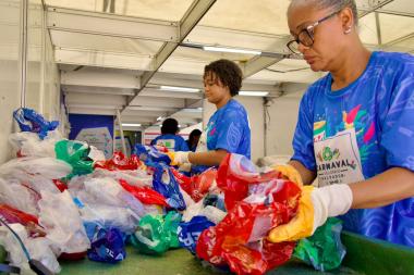 Reciclagem no Carnaval: Mais de 140 Toneladas Coletadas Transformam Festa em Renda e Sustentabilidad