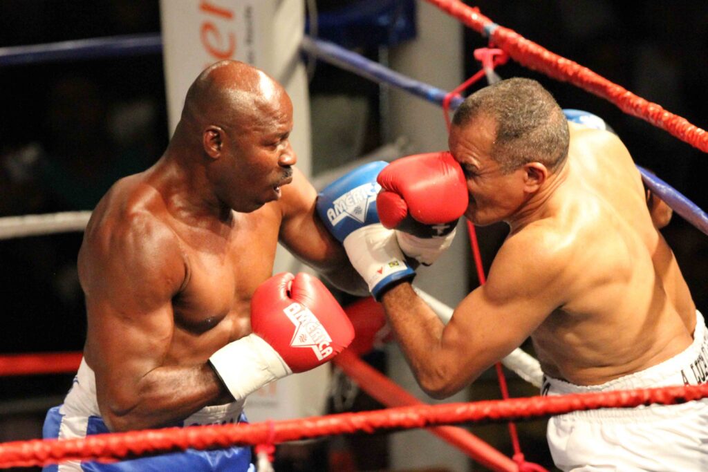 Reginaldo ‘Holyfield’ é Detido por Suspeita de Agressão a Sobrinha Reginaldo 'Holyfield' é Detido por Suspeita de Agressão a Sobrinha