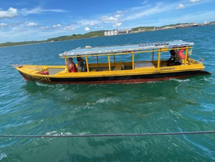 Salvador e Bahia: A Insustentabilidade do Turismo na Terra do Axé Salvador e Bahia: A Insustentabilidade do Turismo na Terra do Axé