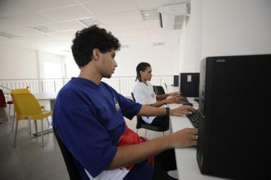 SEC Implementa Diretrizes para Uso de Inteligência Artificial nas Escolas da Bahia