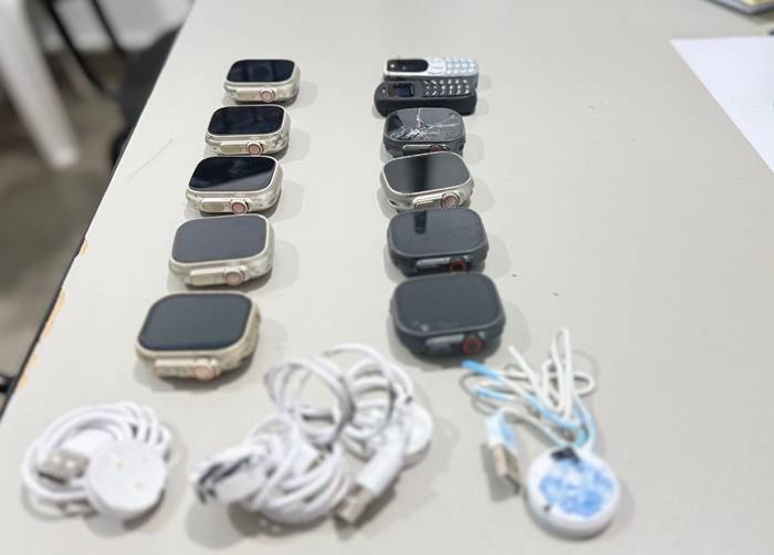 Tecnologia Avançada: Polícia Penal Apreende 11 Celulares no CPJu