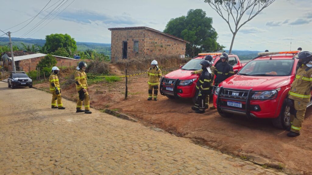 Tragédia na Bahia: Homem de 51 anos Morre em Explosão de Fábrica de Fogos de Artifício Tragédia na Bahia: Homem de 51 anos Morre em Explosão de Fábrica de Fogos de Artifício