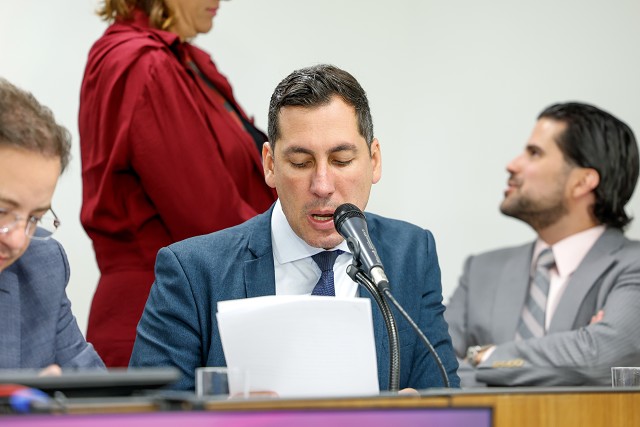 Transparência em Investimentos para População de Rua: Proposta Avança na ALMG