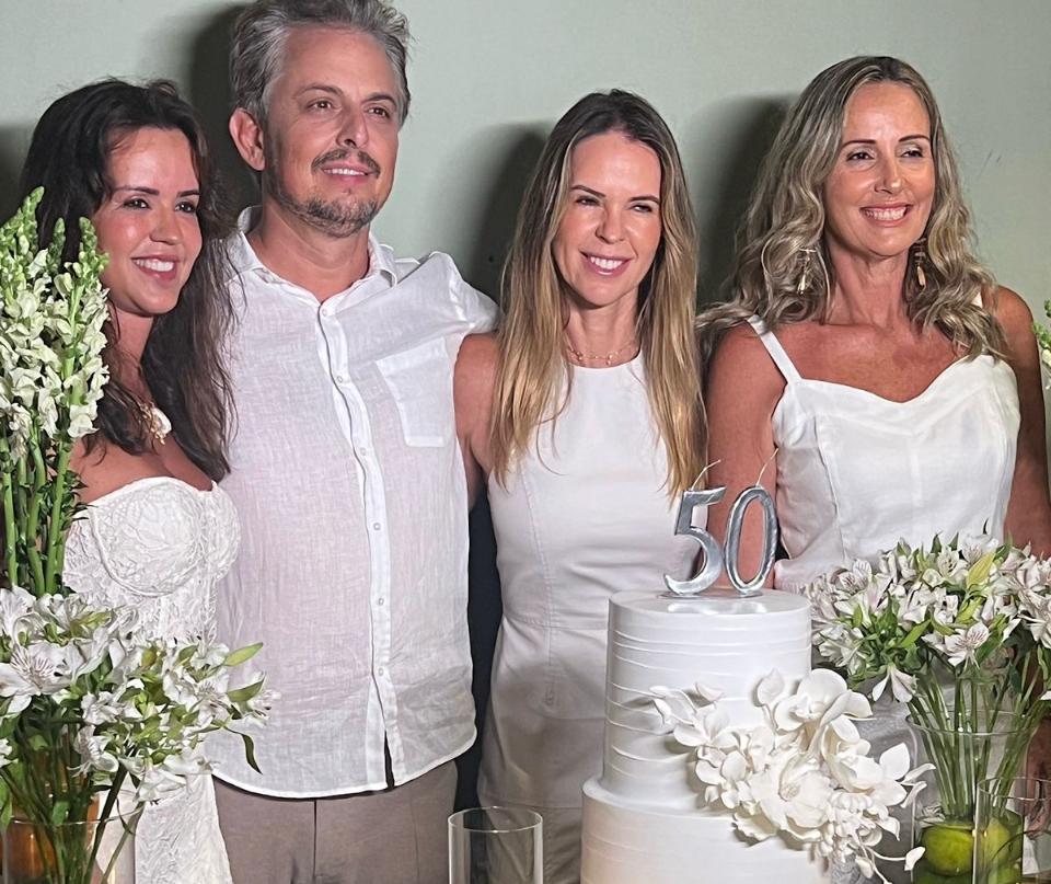 50 x 4: Festa Quádrupla Agita o Sul da Bahia Neste Fim de Semana 50 x 4: Festa Quádrupla Agita o Sul da Bahia Neste Fim de Semana