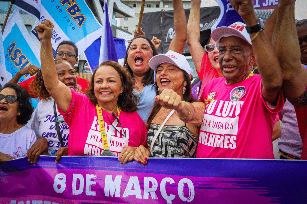 Aladilce Defende Aumento da Presença Feminina na Política em Ato do Dia da Mulher