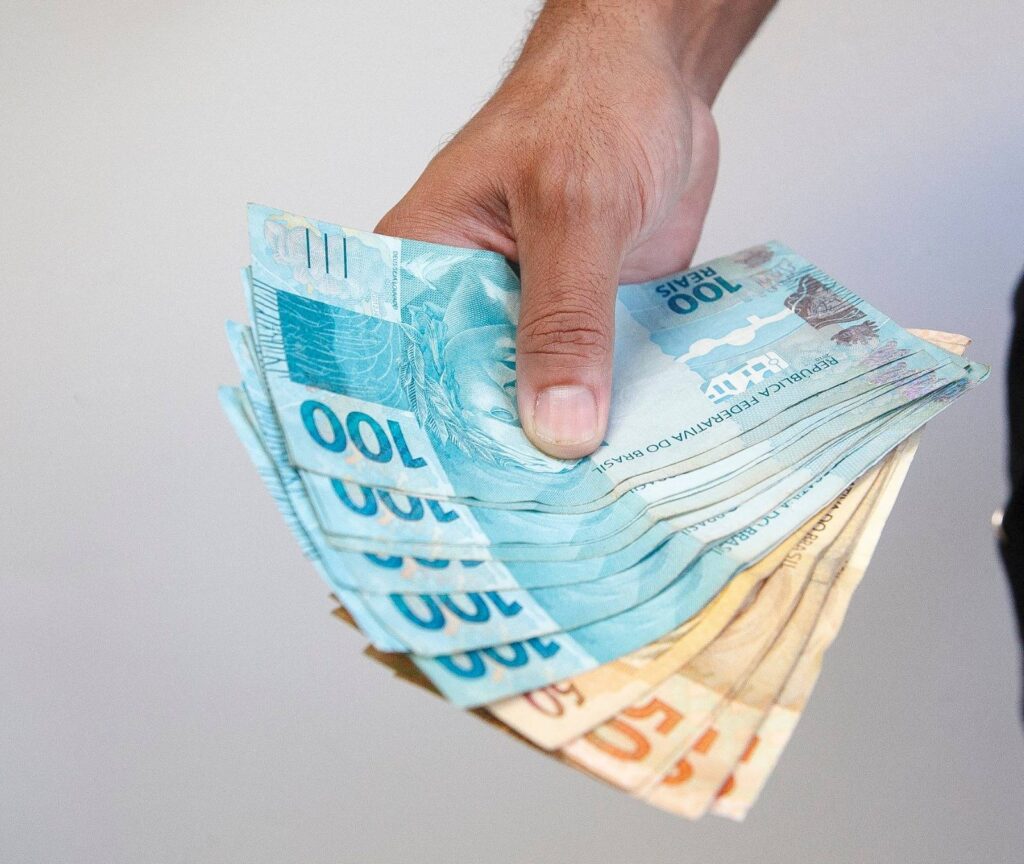 Bahia Registra Crescimento de 2,7% no PIB em 2025; Destaques para Indústria e Serviços