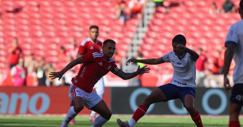 Bahia Vence Internacional e Alcança Topo do Brasileirão: Um Jogo Decisivo