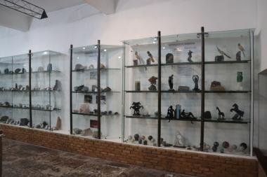 Centro Gemológico da Bahia Lança Curso de Desenho Técnico para Joalheria Centro Gemológico da Bahia Lança Curso de Desenho Técnico para Joalheria