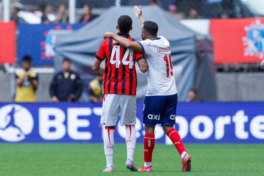 Clássicos Ba-Vis: Bahia e Vitória em busca de reviravoltas na competição