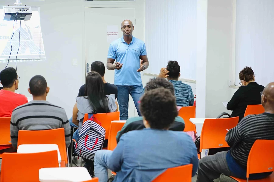 Cursos Gratuitos de Mecânico Eletricista em Salvador: Inscrições Abertas Cursos Gratuitos de Mecânico Eletricista em Salvador: Inscrições Abertas