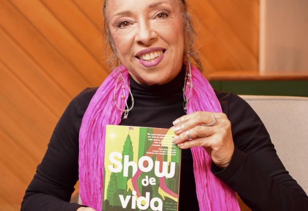 Da Superação ao Protagonismo: Maya Lygya Apresenta 'Show de Vida' na Bienal do Livro da Bahia