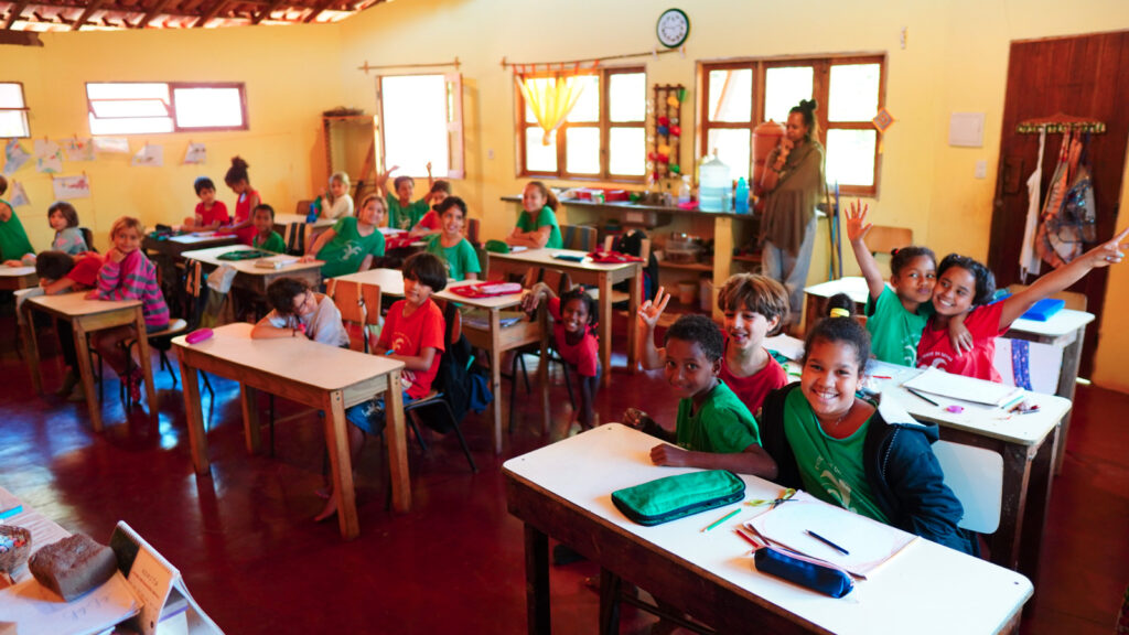 Escola Dendê da Serra: Um Farol de Ensino Transformador na Bahia