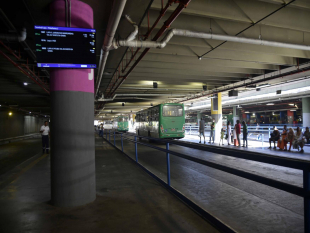 Estação da Lapa Implanta Painéis Eletrônicos para Informações em Tempo Real