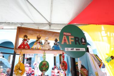 Feira Afro Bahia: Empoderando o Empreendedorismo Negro na Maior Feira de Caxixis Feira Afro Bahia: Empoderando o Empreendedorismo Negro na Maior Feira de Caxixis