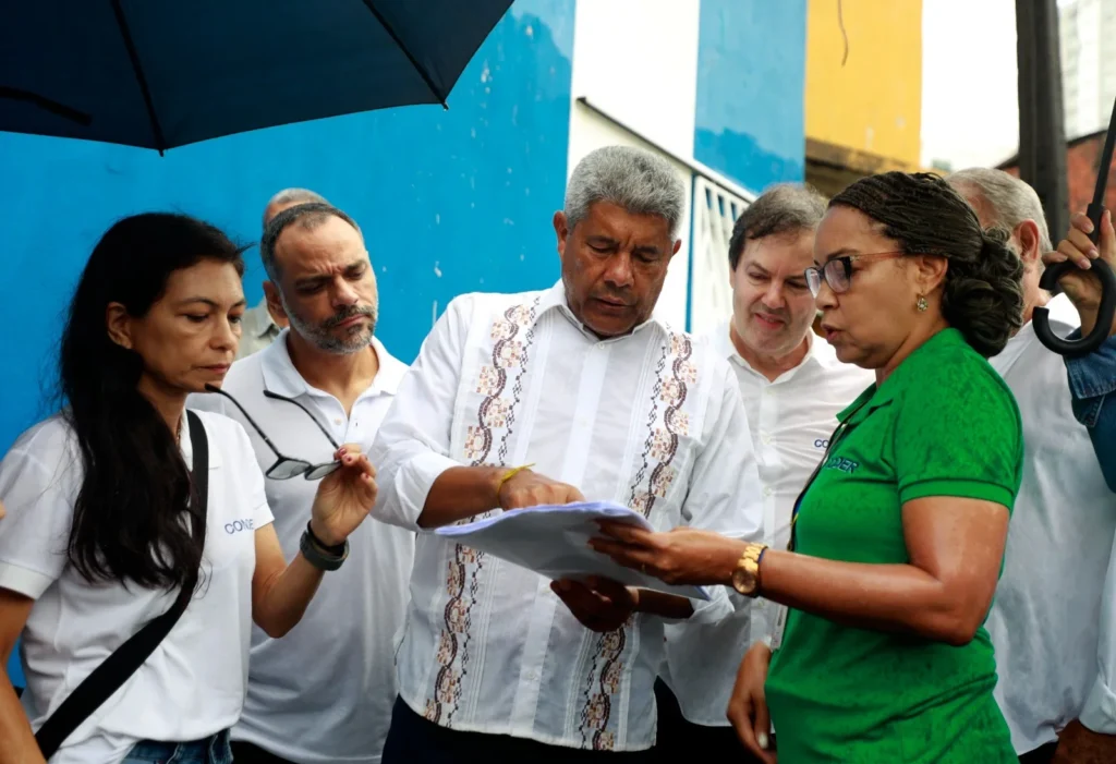 Governo da Bahia Fortalece Segurança em Salvador com Nova Contenção de Encostas Governo da Bahia Fortalece Segurança em Salvador com Nova Contenção de Encostas