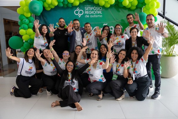 Instituto MÃOS: Reconhecimento Nacional e Avanços na Tecnologia Social para Crianças Autistas Instituto MÃOS: Reconhecimento Nacional e Avanços na Tecnologia Social para Crianças Autistas