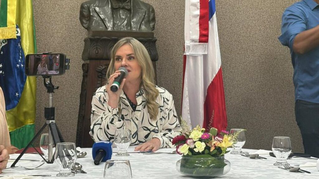 Ivana Bastos Fala Sobre Possível Candidatura à Vice de Jerônimo no Governo da Bahia