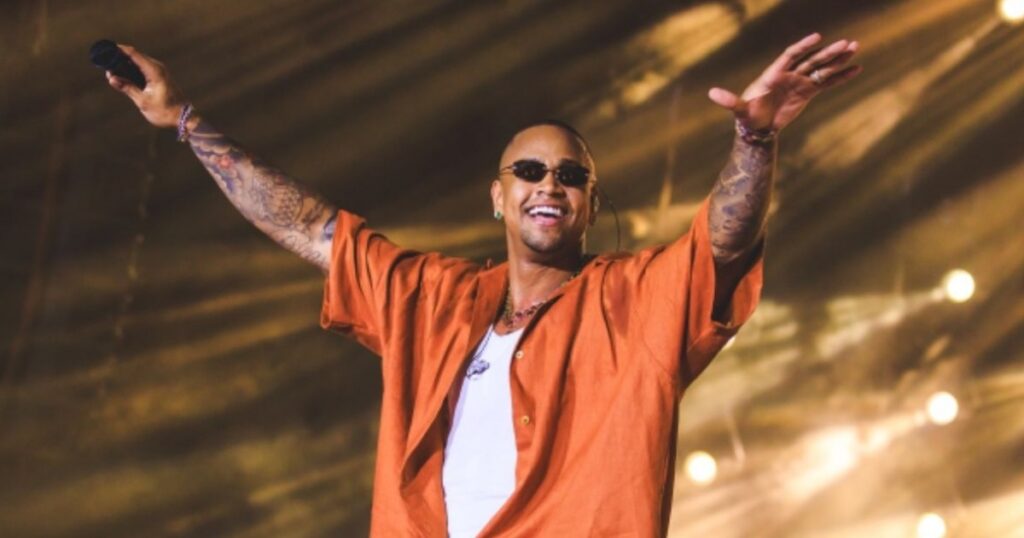 Léo Santana Lança Vendas Para Show Em Salvador – PaGGodin 2026