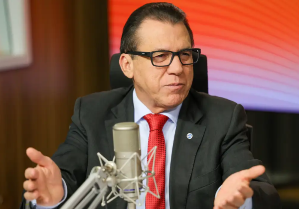 Ministro Anuncia que Empresas Não Receberão Compensação com Fim da Escala 6×1 Ministro Anuncia que Empresas Não Receberão Compensação com Fim da Escala 6x1