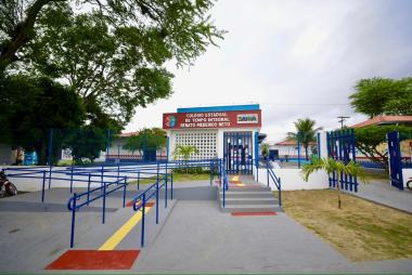 Modernização do Colégio Estadual Renato Medeiros Neto: Um Marco Educacional em Serra Preta Modernização do Colégio Estadual Renato Medeiros Neto: Um Marco Educacional em Serra Preta