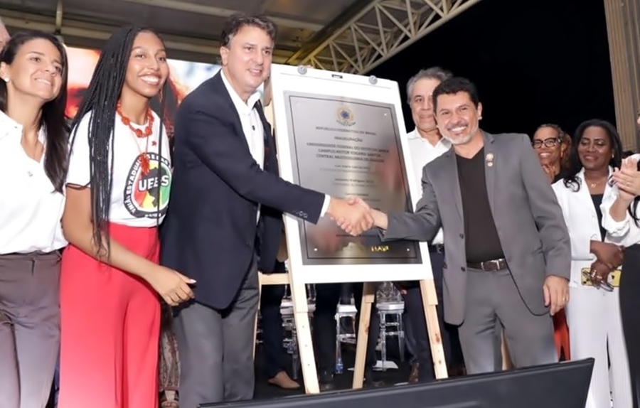 R$ 25 Milhões em Investimentos Transformam a Educação no Oeste da Bahia - Oportunidades para Todos