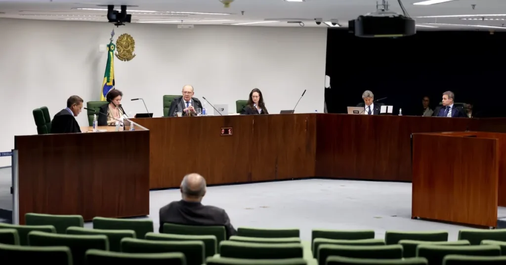 STF Analisará Prisão de Daniel Vorcaro em Sessão Histórica