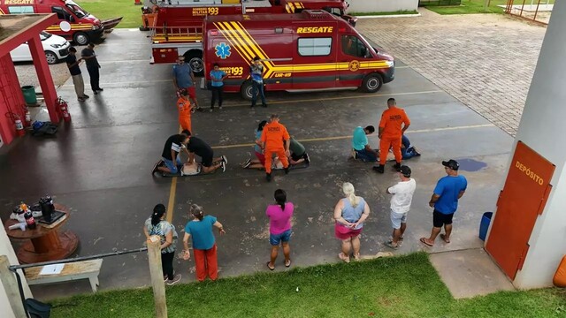 Turismo Seguro em Bonito: Treinamentos de Emergência para Equipes Locais Turismo Seguro em Bonito: Treinamentos de Emergência para Equipes Locais