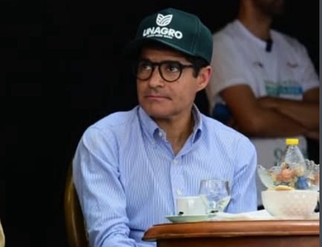 ACM Neto Une Forças com Flávio Bolsonaro, Caiado e Zema para Disputa de 2026