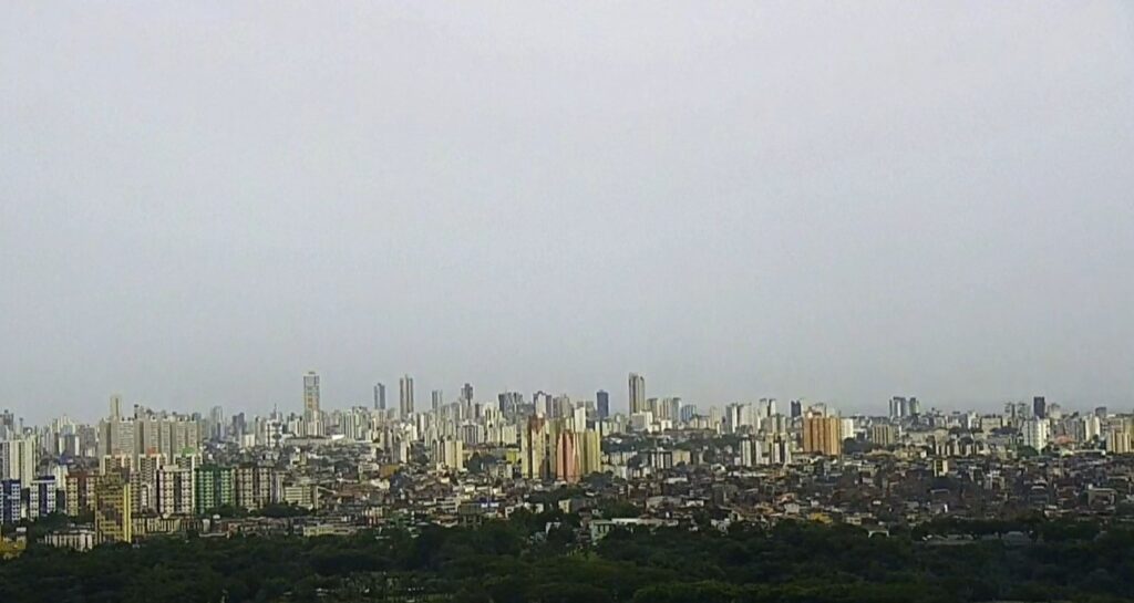 Alerta de Chuvas Intensas em Salvador e 159 Cidades da Bahia Alerta de Chuvas Intensas em Salvador e 159 Cidades da Bahia