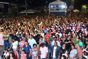 Bahia Gospel Festival: Evento Reúne Mais de 30 Mil Pessoas e Destaca Alagoinhas na Cena Evangélica N