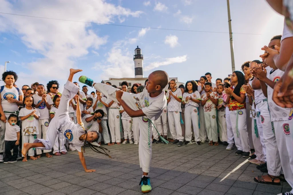 Câmara Aprova Dia Nacional da Capoeira: Uma Vitória para a Cultura Brasileira
