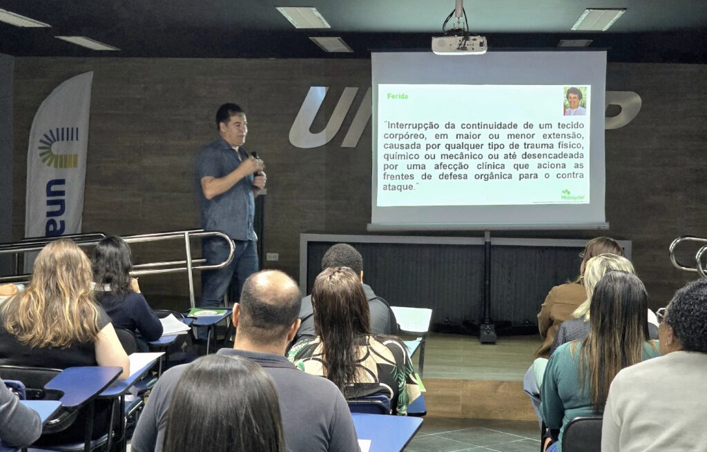 Capacitação em Avaliação de Ferimentos para Profissionais de Saúde em Guarujá