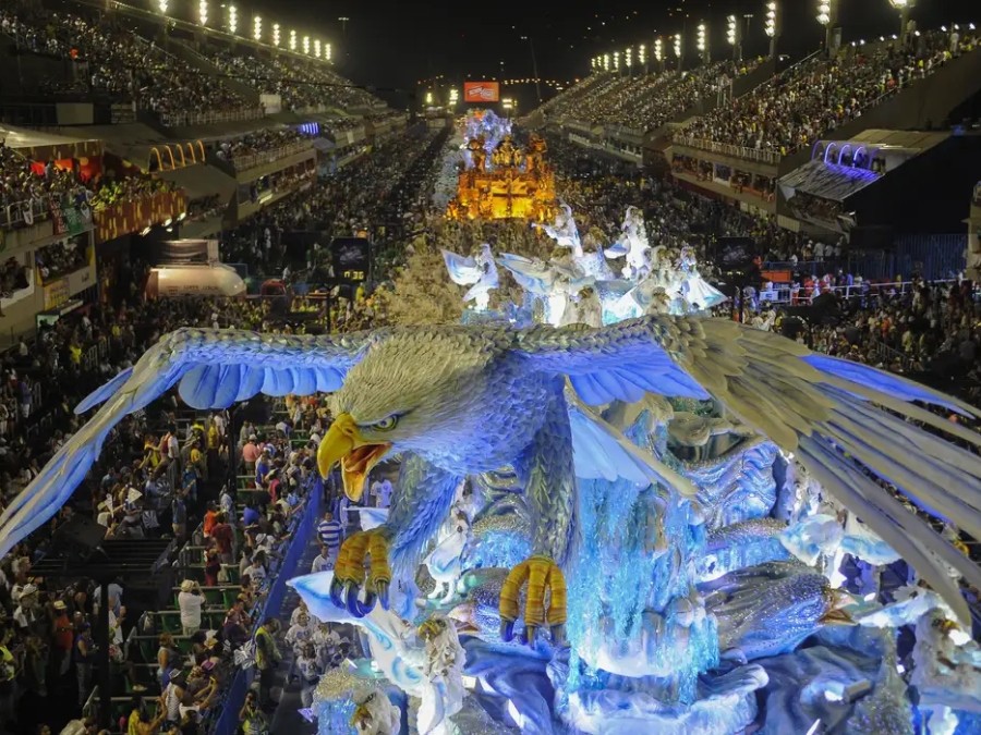 Carnaval 2027: Inovação e Cultura nas Escolas de Samba do Rio de Janeiro