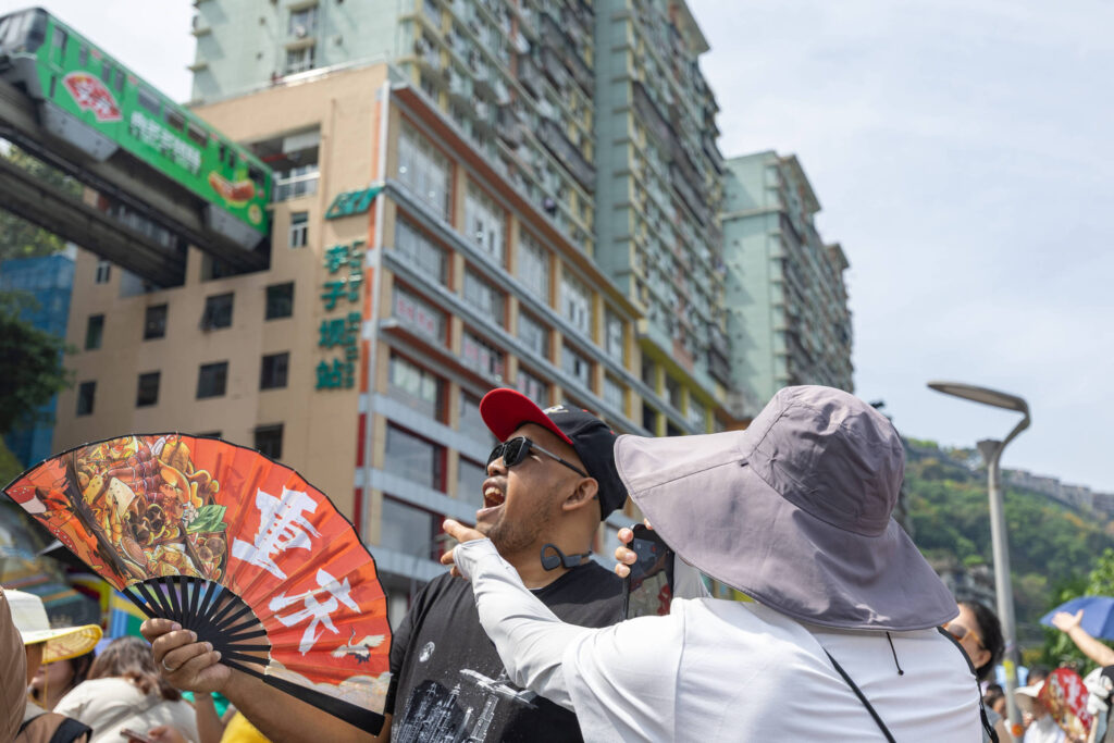 'Chinamaxxing': A Nova Tendência Cultural Que Está Transformando o Turismo na China