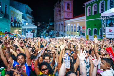 Consulta Pública para Edital do Carnaval do Pelô: Participe até 27 de Abril!