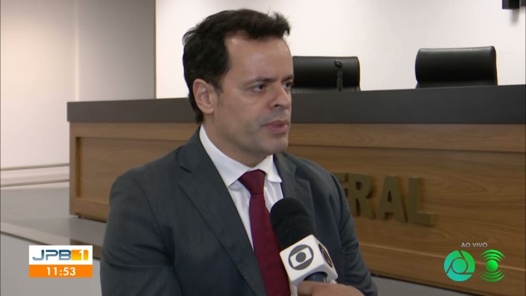 Convocação de Representante dos EUA: Explicações Sobre a Saída de Delegado da PF