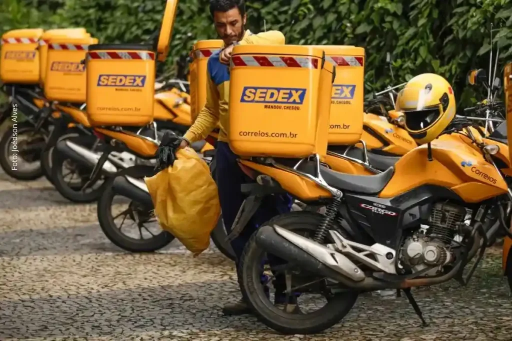 Correios Registram 30% de Adesão ao PDV 2026 e Projetam Economia Bilionária