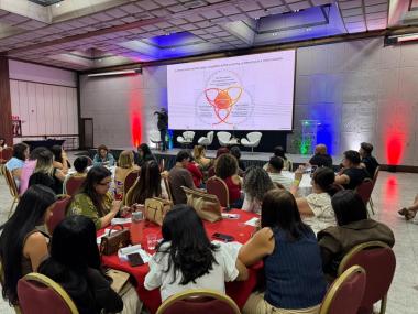 Gestores da Educação Participam de Encontro Presencial em Especialização na Bahia