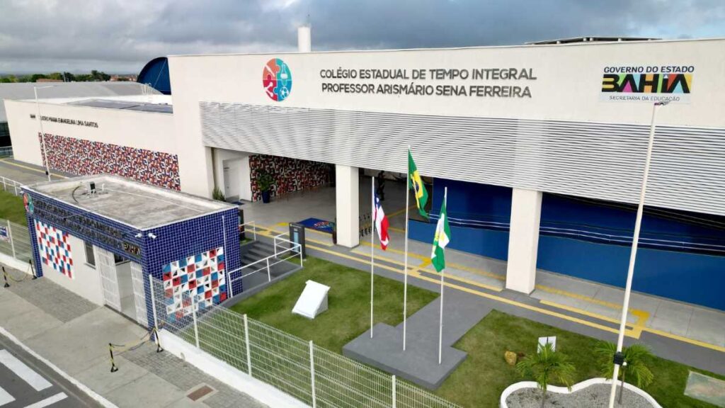 Governo da Bahia Inaugura Novo Colégio e Amplia Investimentos em Ipirá
