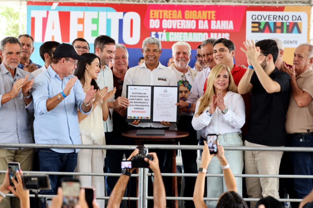 Jerônimo Rodrigues Reúne 37 Prefeitos em Brumado com Wagner e Rui na Mira das Eleições