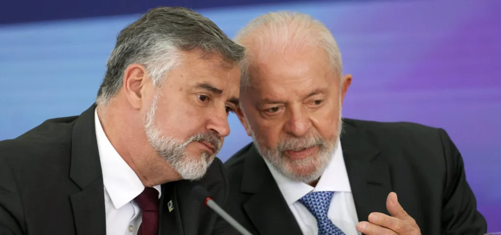 Lula Envia Projeto ao Congresso para Extinguir Escala 6×1 Lula Envia Projeto ao Congresso para Extinguir Escala 6x1