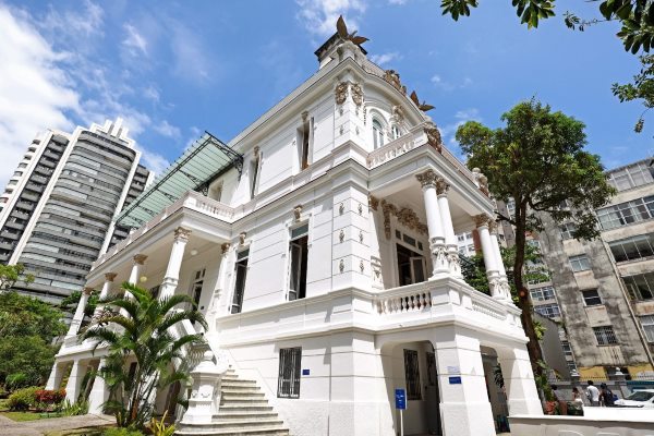 Museus Fecham na Sexta Santa, mas Oferecem Programação Gratuita no Fim de Semana