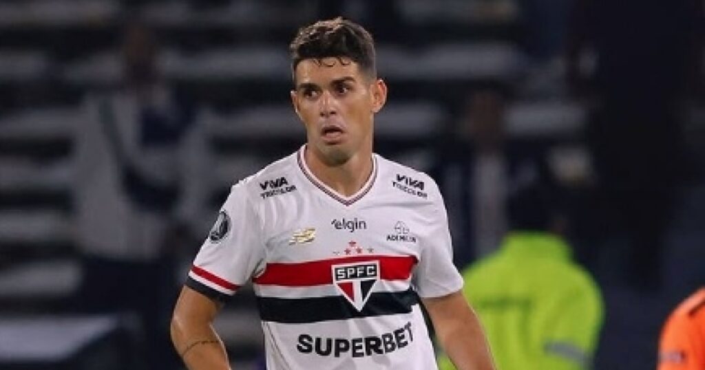 Oscar Emboaba se Aposenta aos 34 Anos Após Sustos de Saúde: ‘Queria Jogar Mais’ Oscar Emboaba se Aposenta aos 34 Anos Após Sustos de Saúde: 'Queria Jogar Mais'