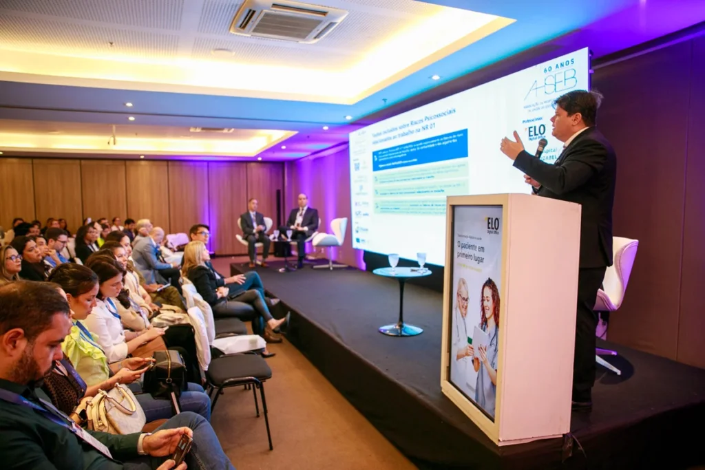 Salvador Sedia Seminário sobre Gestão e Inovação em Saúde com Destaque em Eficiência