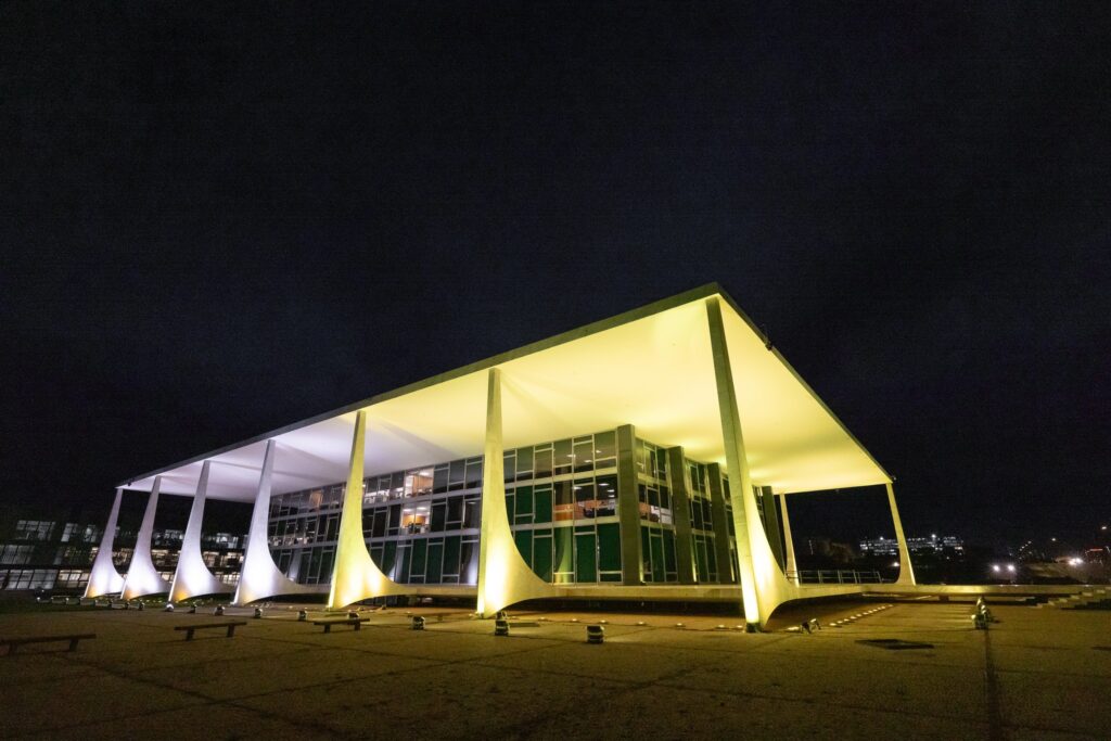 STF Libera R$ 3,7 Bilhões em Precatórios do Fundef para Estados do Nordeste